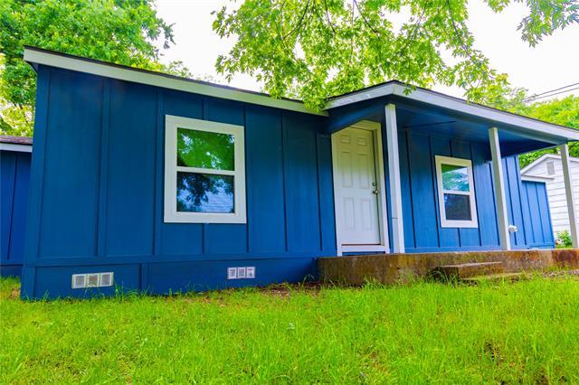 209 Pecan St in Whitesboro, TX - Building Photo - Building Photo