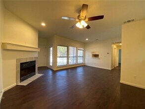 6600 Valleyside Rd in Austin, TX - Building Photo - Building Photo