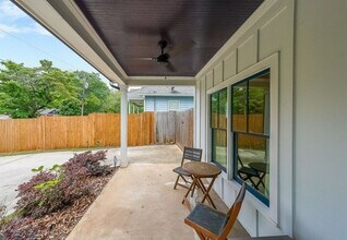 1321 Plaza Ave SW in Atlanta, GA - Building Photo - Building Photo