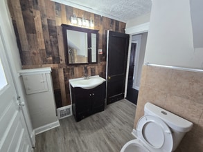 1724 Cliffview Rd in Cleveland, OH - Building Photo - Building Photo