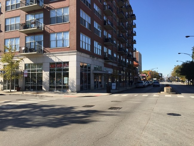 SkyTech Lofts in Chicago, IL - Building Photo - Building Photo