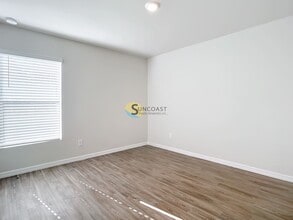 1137 NW 20th Ave in Cape Coral, FL - Building Photo - Building Photo