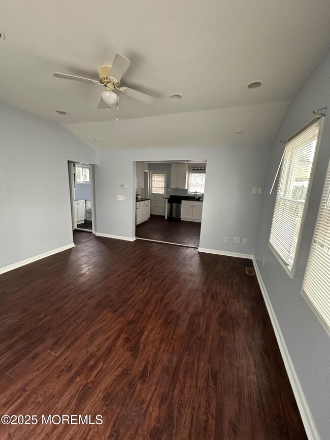 1630 Whittier Ave in Toms River, NJ - Building Photo - Building Photo