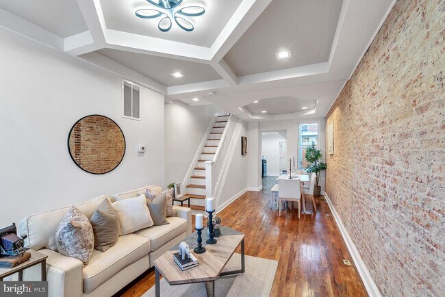 3405 Claremont St in Baltimore, MD - Building Photo - Building Photo