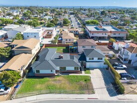 456 Casselman St in Chula Vista, CA - Building Photo