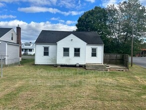 501 Sherwood Ave in Waynesboro, VA - Building Photo - Building Photo
