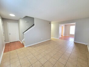 1910 Mereview Ct in Charlotte, NC - Building Photo - Building Photo