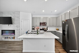 18201 French Creek Ave in Parker, CO - Foto de edificio - Building Photo