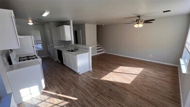 2865 Southampton Way in Round Rock, TX - Building Photo - Building Photo