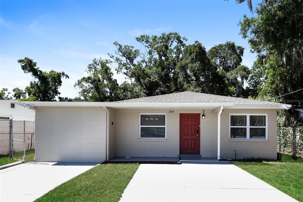 2605 E Ida St in Tampa, FL - Building Photo