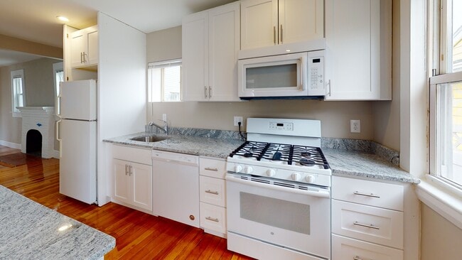 property at 14 Kelley Ct