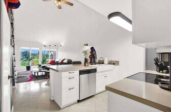 6255 Rancho Mission Rd in San Diego, CA - Building Photo - Building Photo