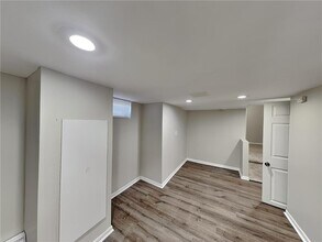 13516 Grand Ave in Burnsville, MN - Building Photo - Building Photo