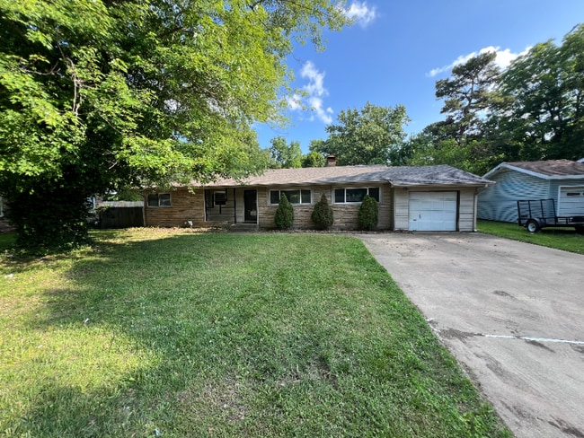 property at 2121 W Wedington Dr