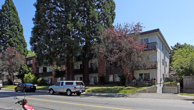 Kevin Manor Apartments in Vancouver, BC - Building Photo - Building Photo