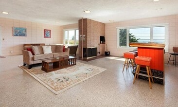 765 Gateview Ave in Albany, CA - Foto de edificio - Building Photo