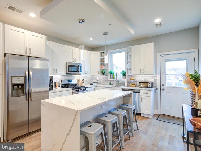 property at 2639 Jasper St