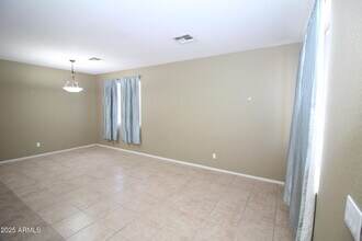4815 N 95th Ln in Phoenix, AZ - Building Photo - Building Photo