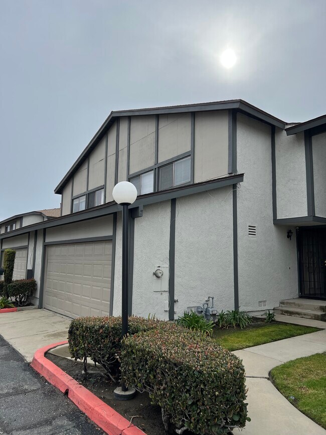 5069 Bandera St Rentals in Montclair, CA