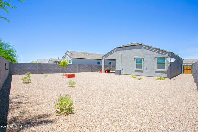 30961 W Mulberry Dr in Buckeye, AZ - Building Photo - Building Photo