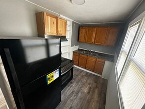 2214 Herman Ave in St. Joseph, MO - Building Photo - Building Photo