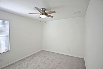 2429 Legends Crk in Canyon Lake, TX - Building Photo - Building Photo