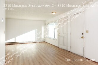 8210 Mukilteo Speedway in Mukilteo, WA - Building Photo - Building Photo