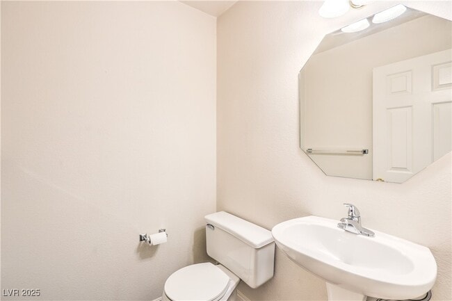 property at 1452 Rothwell Ct