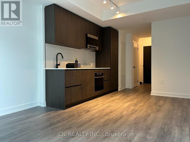 property at 117 Broadway Ave