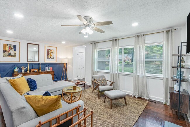 2100 Cascade Rd, Unit ID1233220P in Atlanta, GA - Building Photo - Building Photo