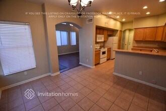 10116 E Capri Ave in Mesa, AZ - Building Photo - Building Photo