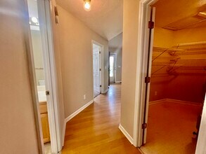 180 Stone Henge Ln in Jacksboro, TN - Building Photo - Building Photo