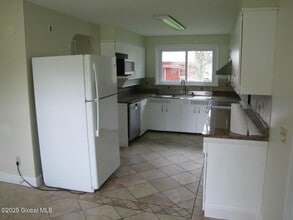 191 Helderberg Pkwy in Voorheesville, NY - Building Photo - Building Photo