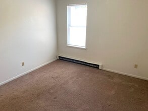 1111 S Chestnut St in Casper, WY - Building Photo - Building Photo