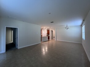 1401-4 Clubman Dr in Davenport, FL - Building Photo - Building Photo