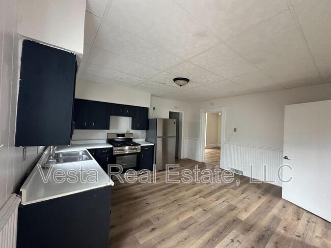 1211 W Market St in Bloomington, IL - Building Photo - Building Photo