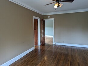3702 N Lakewood Ave in Chicago, IL - Building Photo - Building Photo