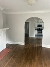 998 Woodbourne Dr SW in Atlanta, GA - Building Photo - Building Photo