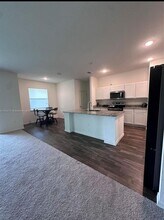 1142 SW Edinburgh Dr in Port St. Lucie, FL - Building Photo - Building Photo
