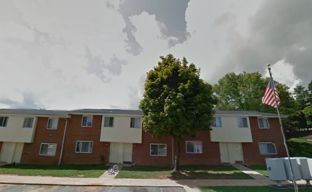 Clark Manor Apartments in Johnson City, TN - Building Photo
