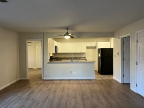 8784 Par Ln in Rogers, AR - Building Photo - Building Photo