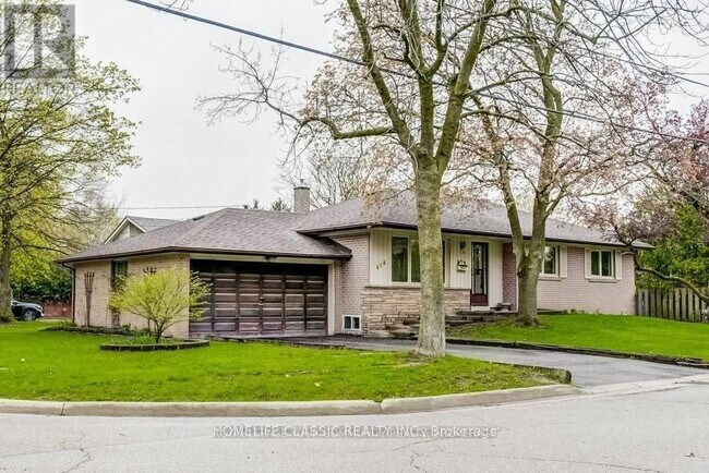 property at 414 Alper St
