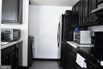 46 Hillside Ct in Westminster, MD - Building Photo - Building Photo