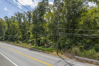 Metro City in Capitol Heights, MD - Foto de edificio - Building Photo