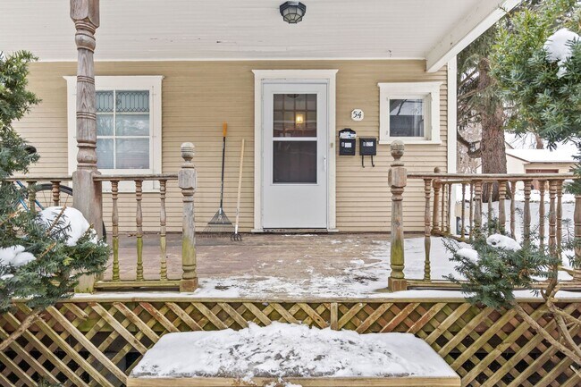 54 Union St-Unit -A in Winooski, VT - Building Photo - Building Photo