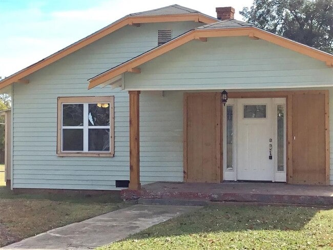 property at 1628 NE 12th St