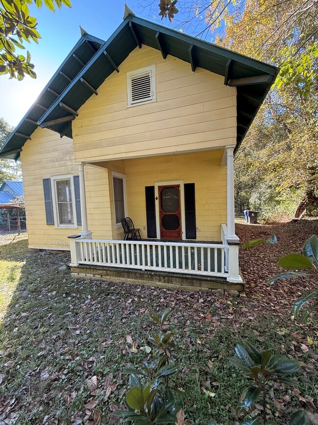 property at 420 Thompson St