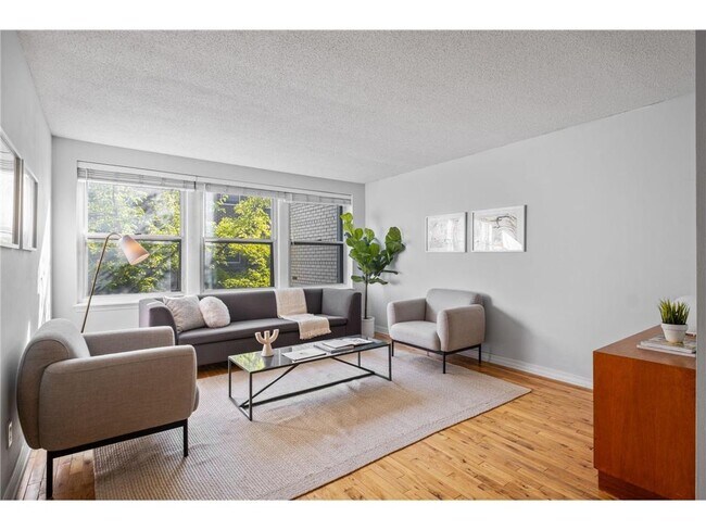 property at 821 Douglas Ave