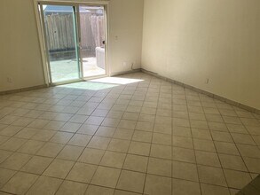 1206 Dana Dr in Fairfield, CA - Building Photo - Building Photo