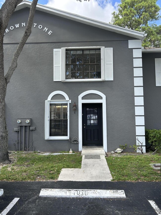 property at 5041 Society Pl E